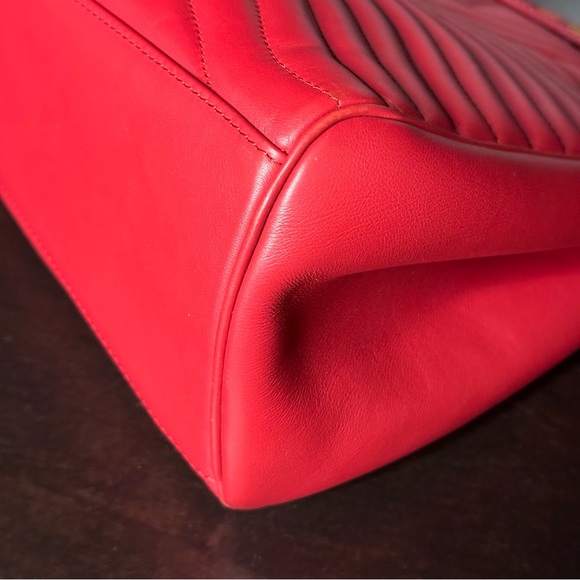 Louis Vuitton New Wave Chain Tote - Picture 4 of 7